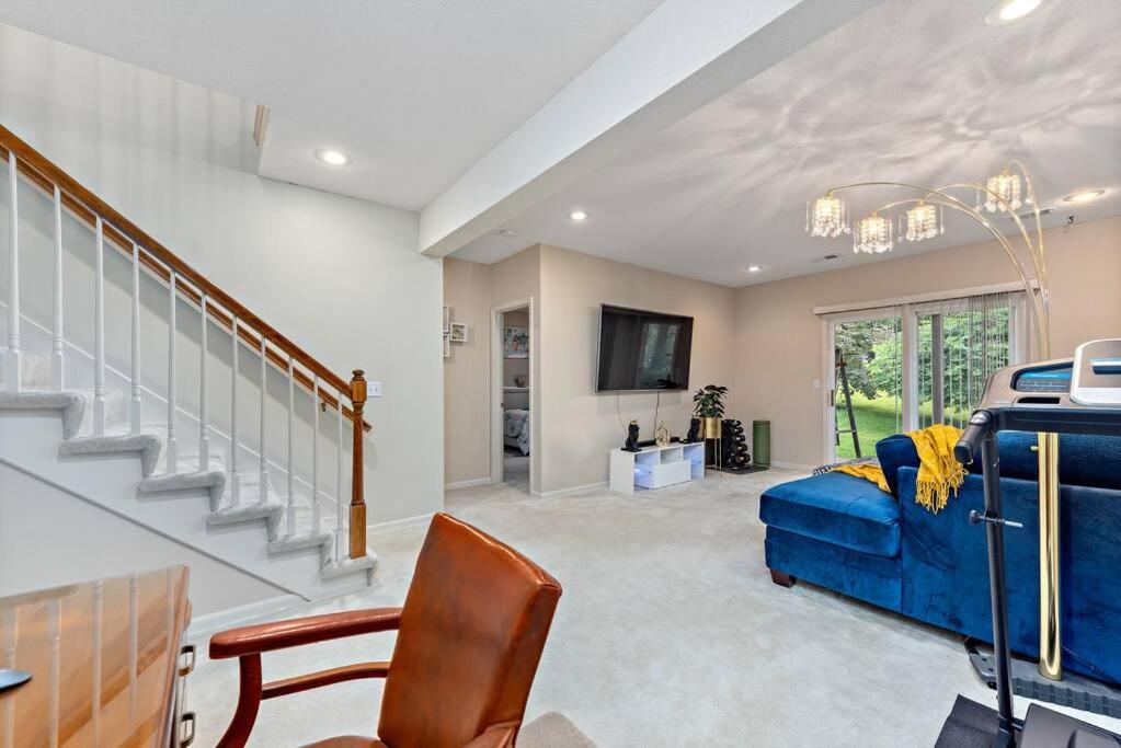 Beautiful Townhome, 11 Minutes To Downtown, Kcmo. Kansas City Extérieur photo